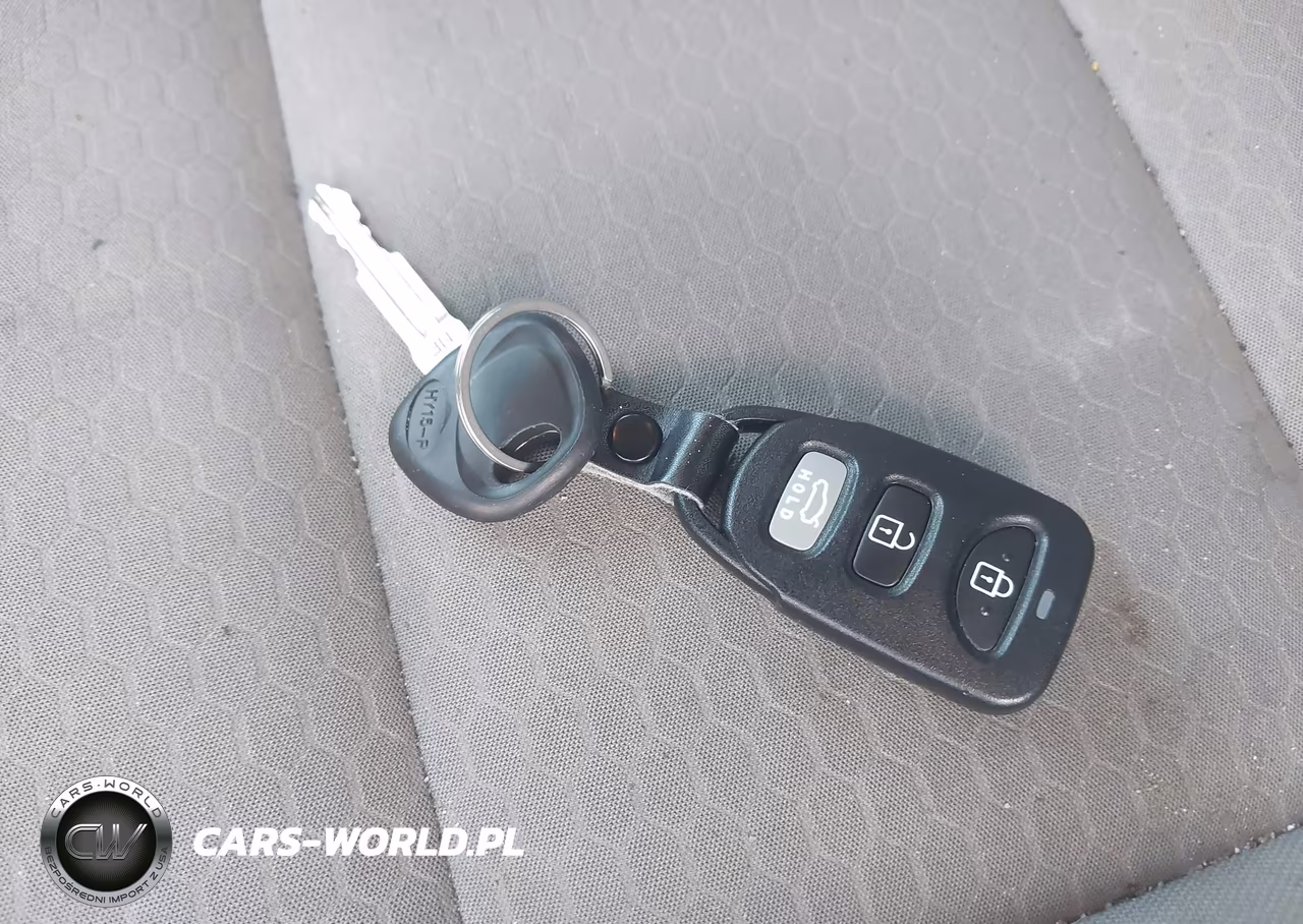 2020 Hyundai Elantra Sel VIN:KMHD84LF5LU974759 - 11