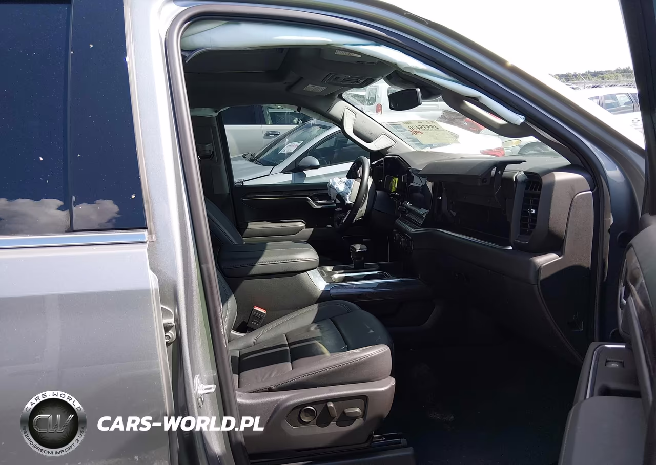 2025 Chevrolet Silverado 1500 VIN:3GCUKGE8XSG258270 - 5