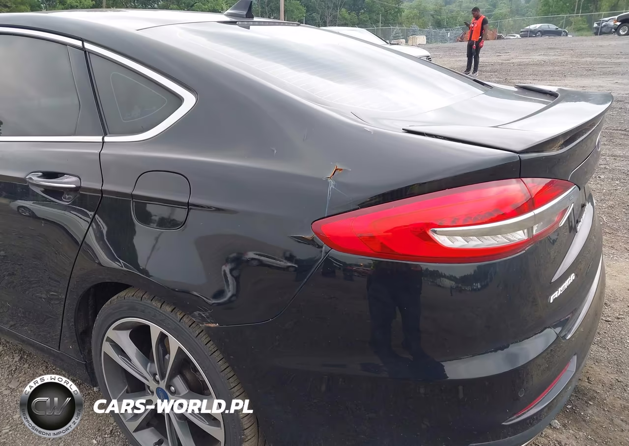 2020 Ford Fusion Titanium VIN:3FA6P0D99LR203879 - 6
