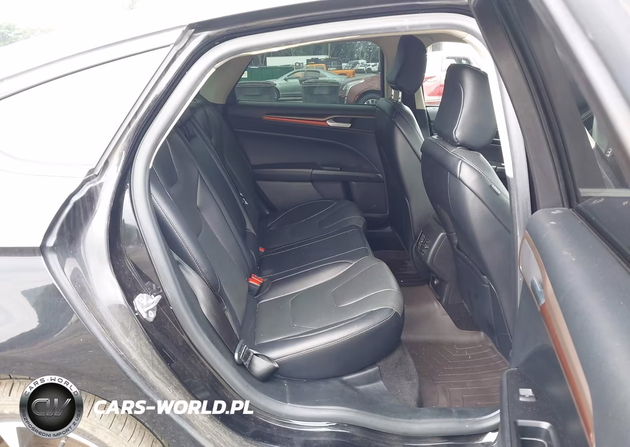 2020 Ford Fusion Titanium VIN:3FA6P0D99LR203879 - 8
