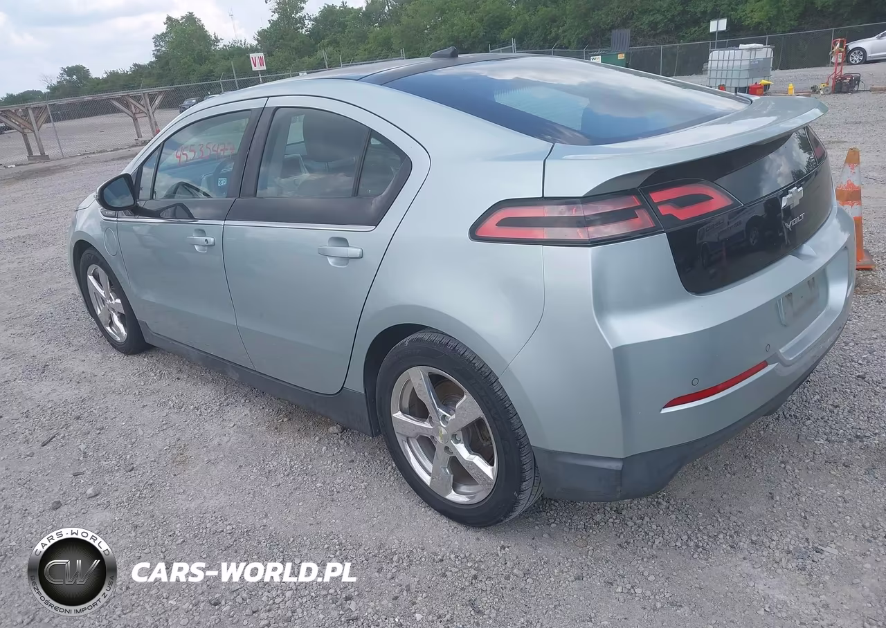 2011 Chevrolet Volt VIN:1G1RD6E46BU100053 - 3