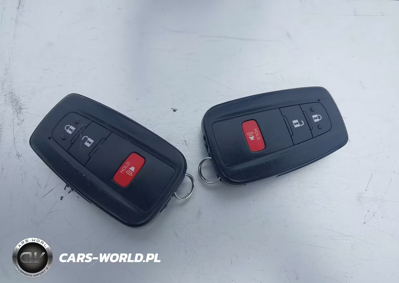 2016 Toyota Prius Three VIN:JTDKARFUXG3512748 - 11