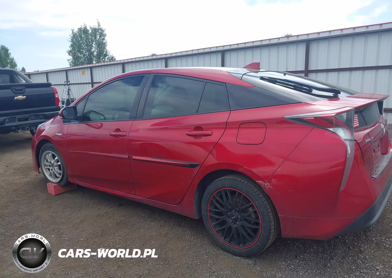 2016 Toyota Prius Three VIN:JTDKARFUXG3512748 - 15