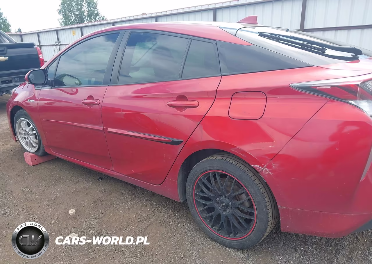 2016 Toyota Prius Three VIN:JTDKARFUXG3512748 - 6