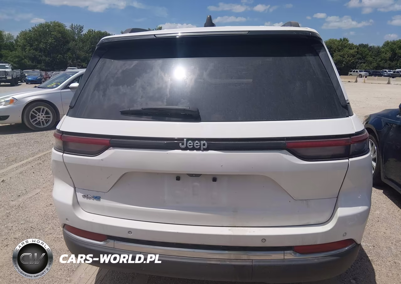 2024 Jeep Grand Cherokee 4Xe VIN:1C4RJYB66RC133460 - 16