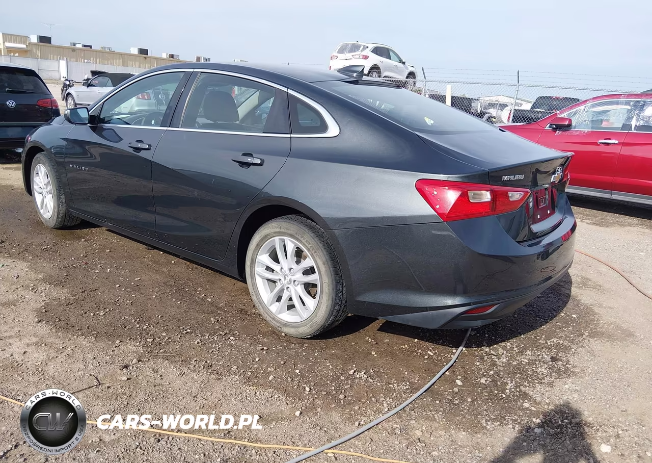 2018 Chevrolet Malibu Lt VIN:1G1ZD5ST0JF254363 - 3