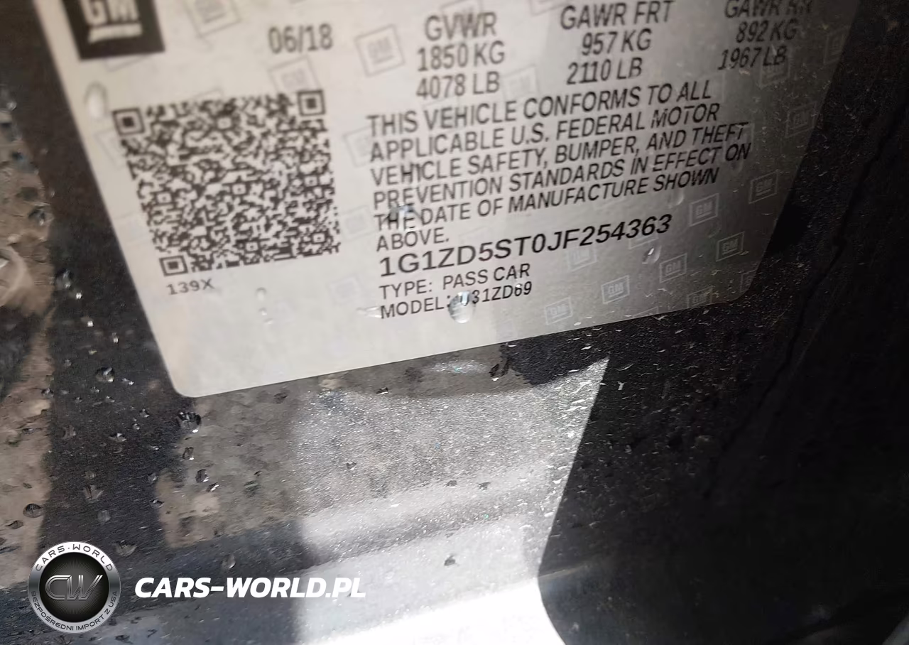 2018 Chevrolet Malibu Lt VIN:1G1ZD5ST0JF254363 - 9