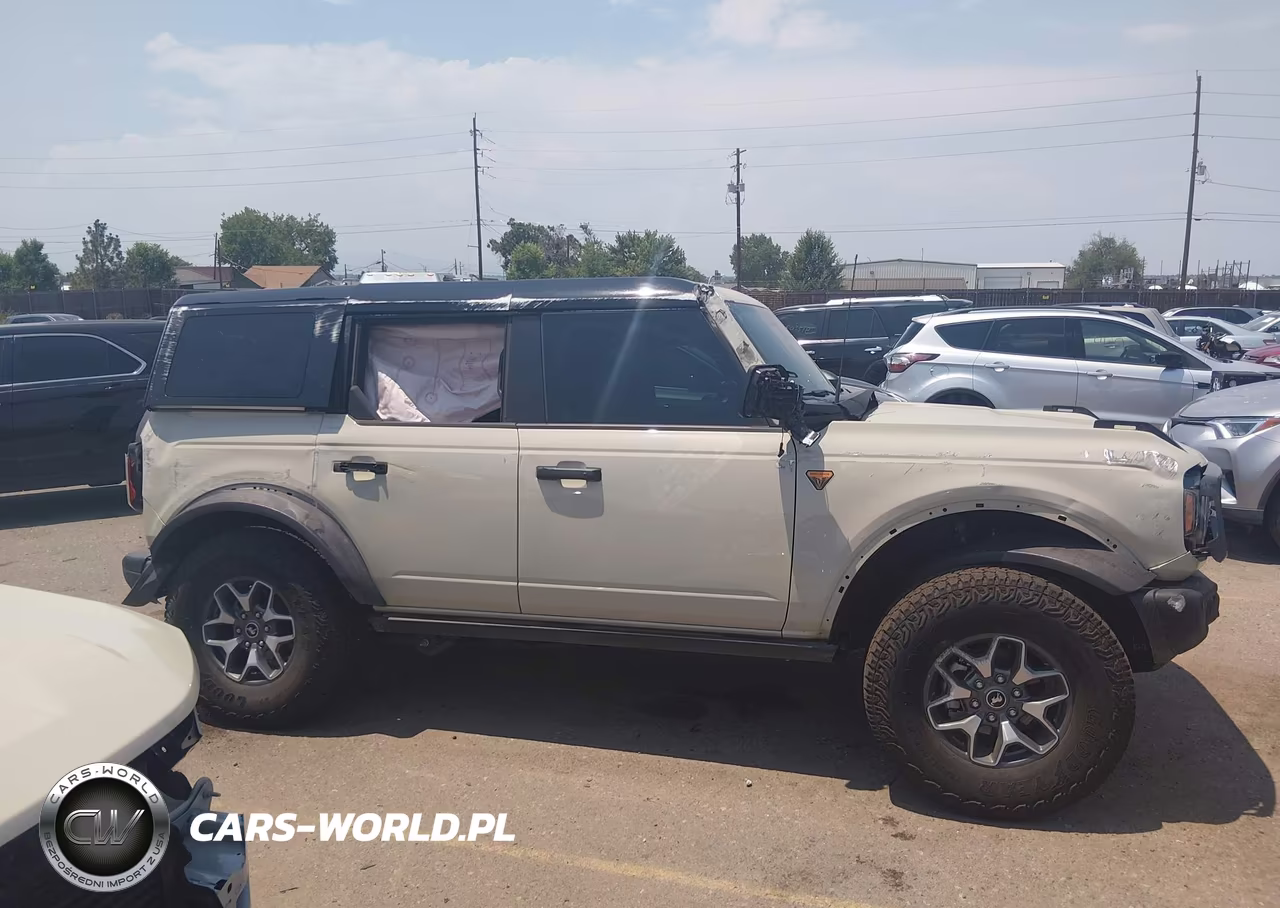 2025 Ford Bronco Badlands VIN:1FMEE9BPXSLB14493 - 13