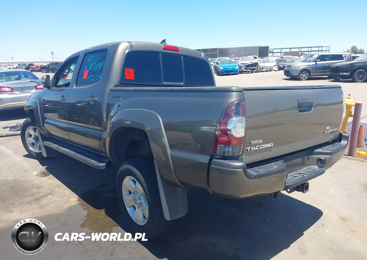 2012 Toyota Tacoma Prerunner V6 VIN:3TMJU4GN8CM132572 - 3