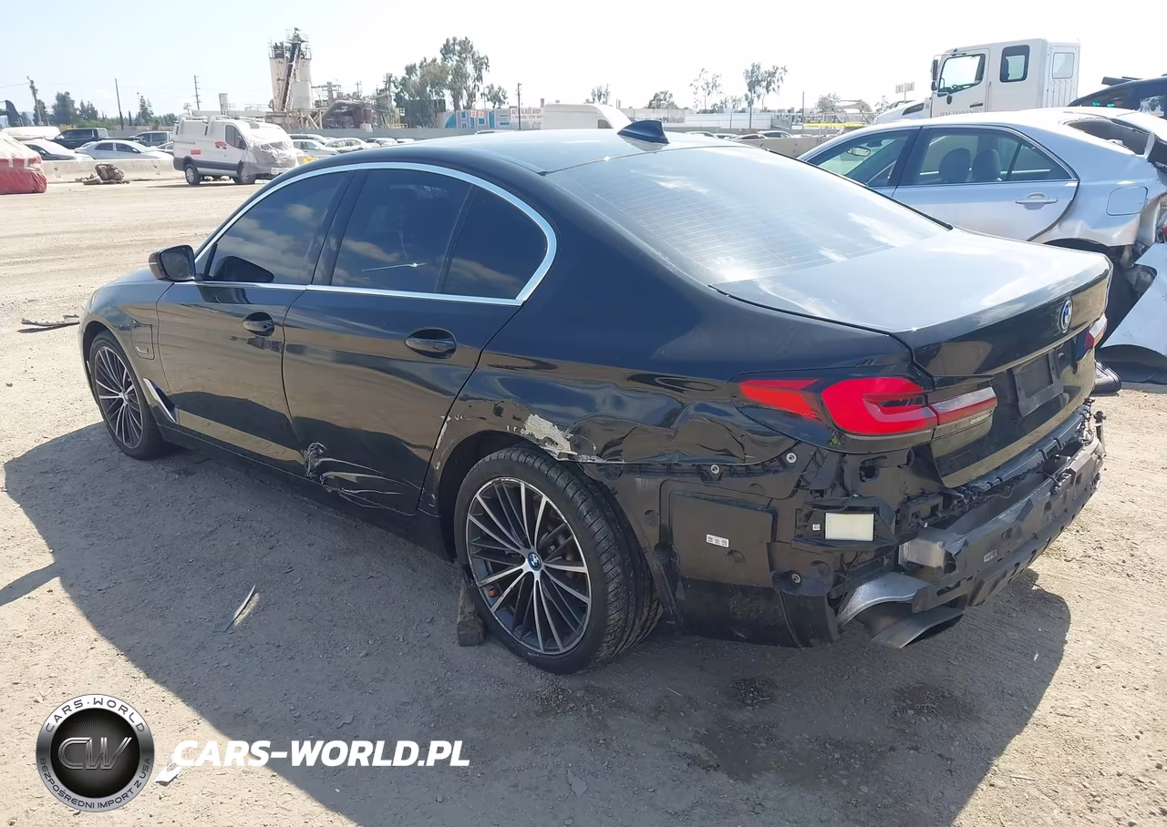 2022 BMW 530E VIN:WBA13AG03NCK10876 - 3