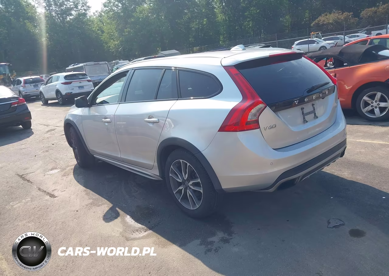 2016 Volvo V60 Cross Country T5 VIN:YV4612HK0G1013244 - 3