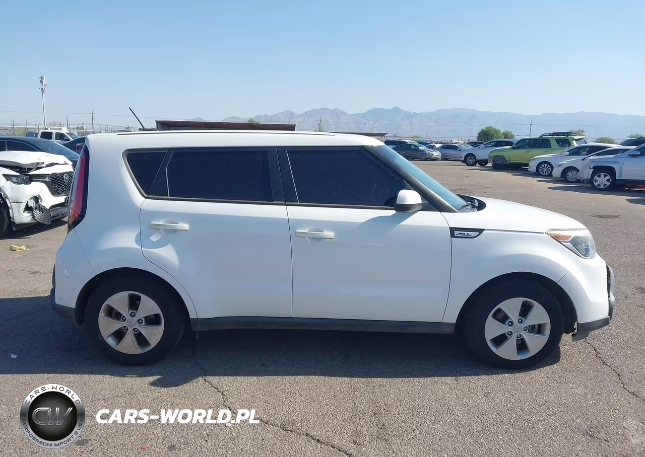 2015 Kia Soul VIN:KNDJN2A26F7149532 - 13