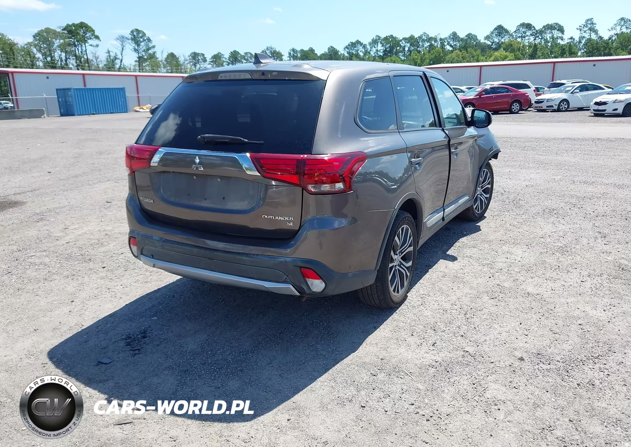 2017 Mitsubishi Outlander Se-Sel VIN:JA4AZ3A3XHZ037692 - 4