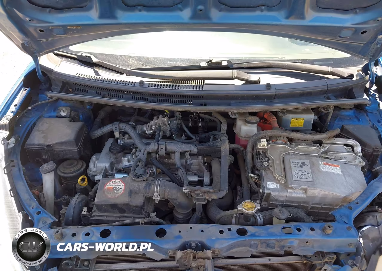 2014 Toyota Prius C One VIN:JTDKDTB35E1565819 - 10
