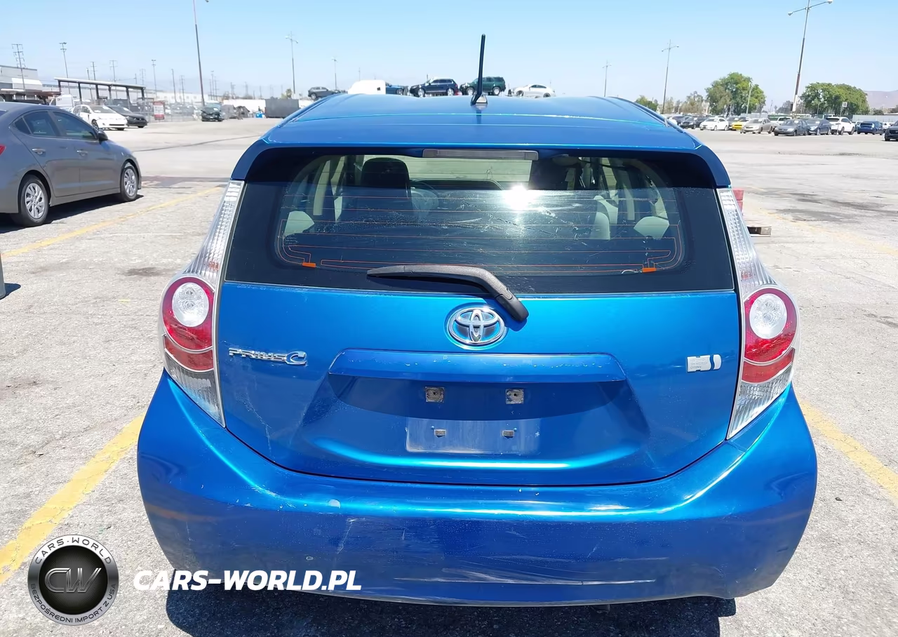 2014 Toyota Prius C One VIN:JTDKDTB35E1565819 - 16