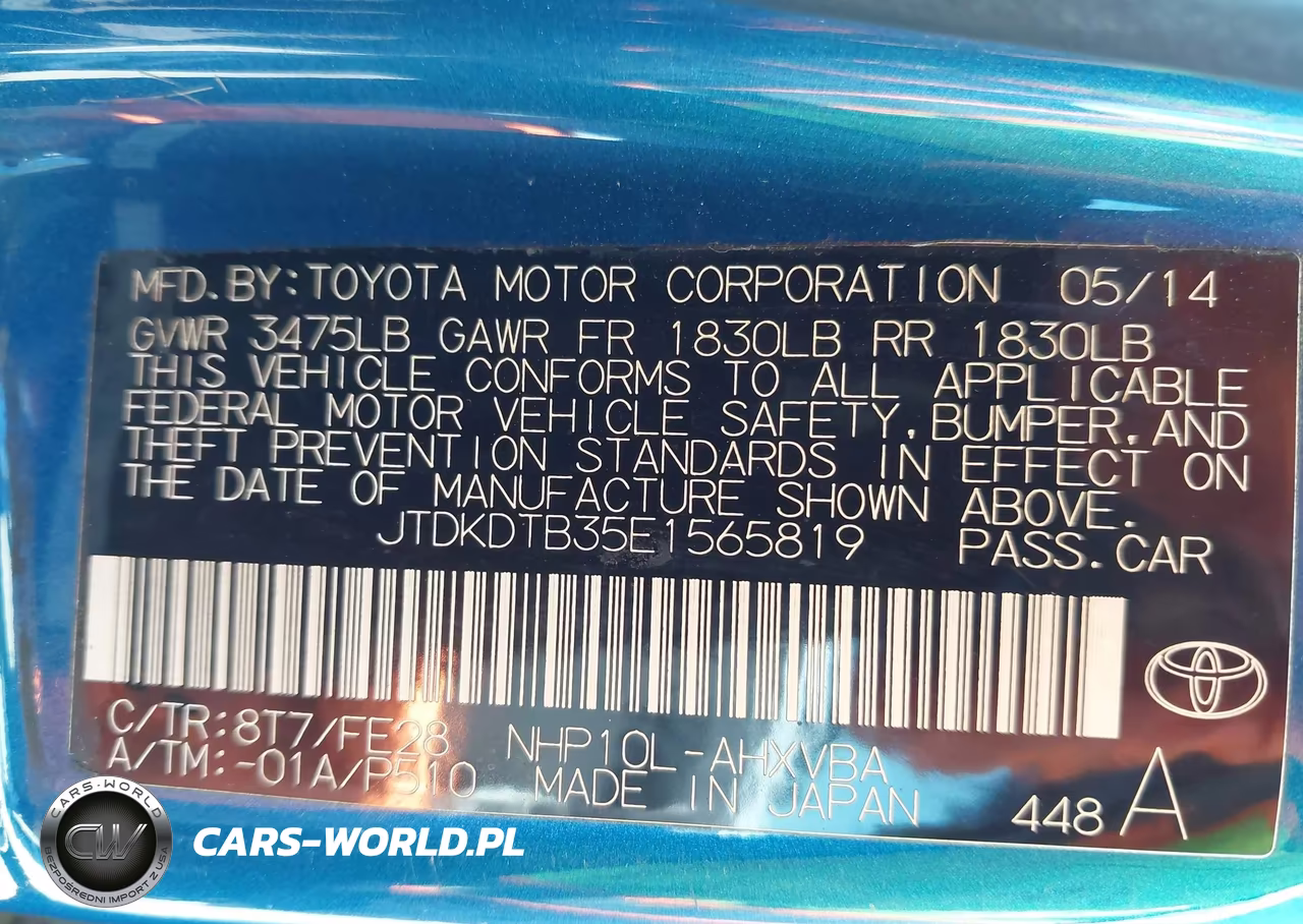 2014 Toyota Prius C One VIN:JTDKDTB35E1565819 - 9