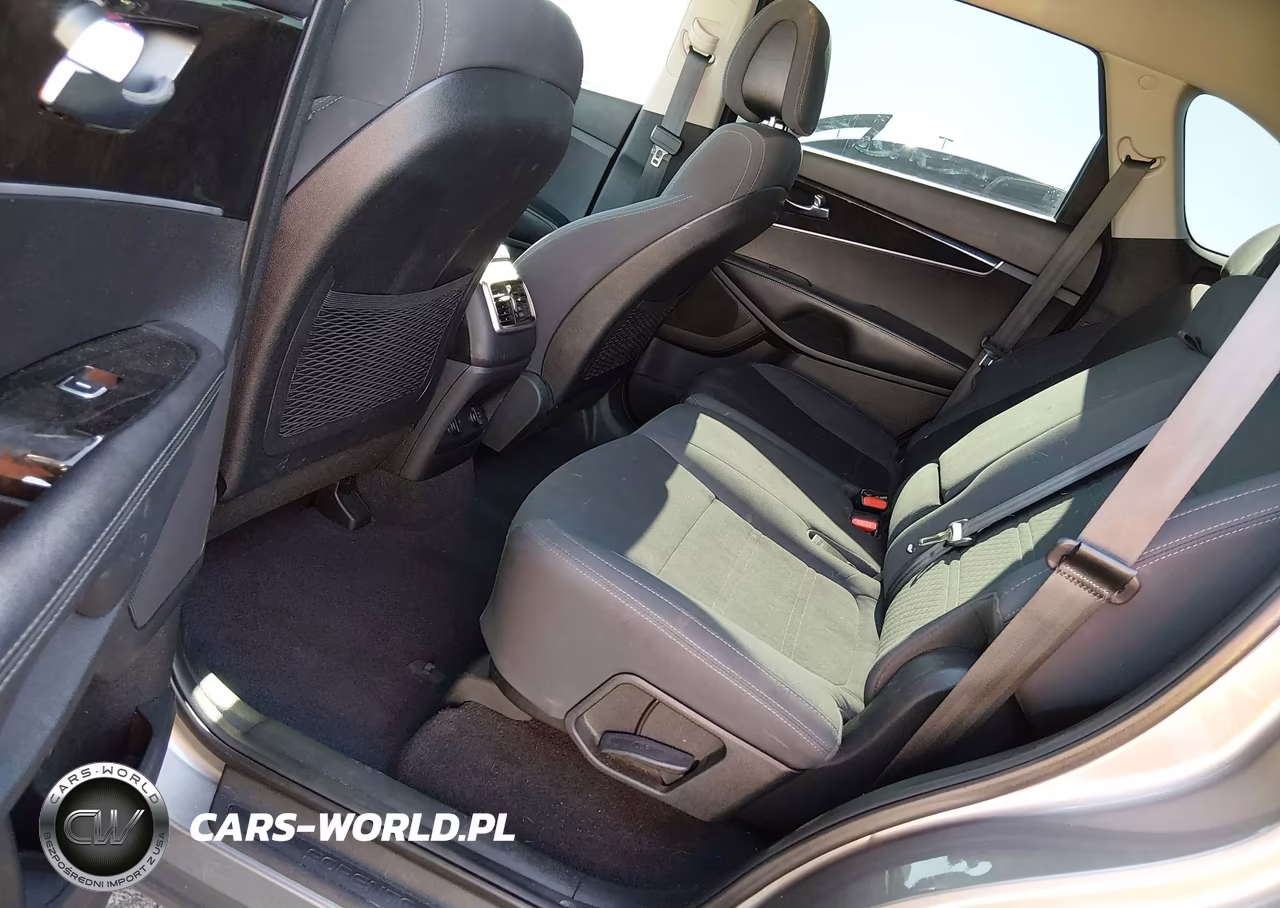 2016 Kia Sorento 2.4L Lx VIN:5XYPG4A37GG170483 - 8