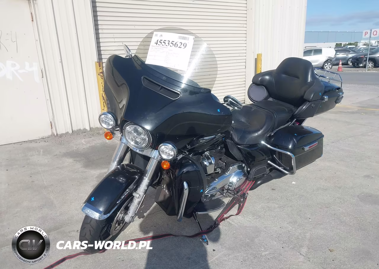 2019 Harley-Davidson Flhtcu VIN:1HD1FCC31KB676151 - 2