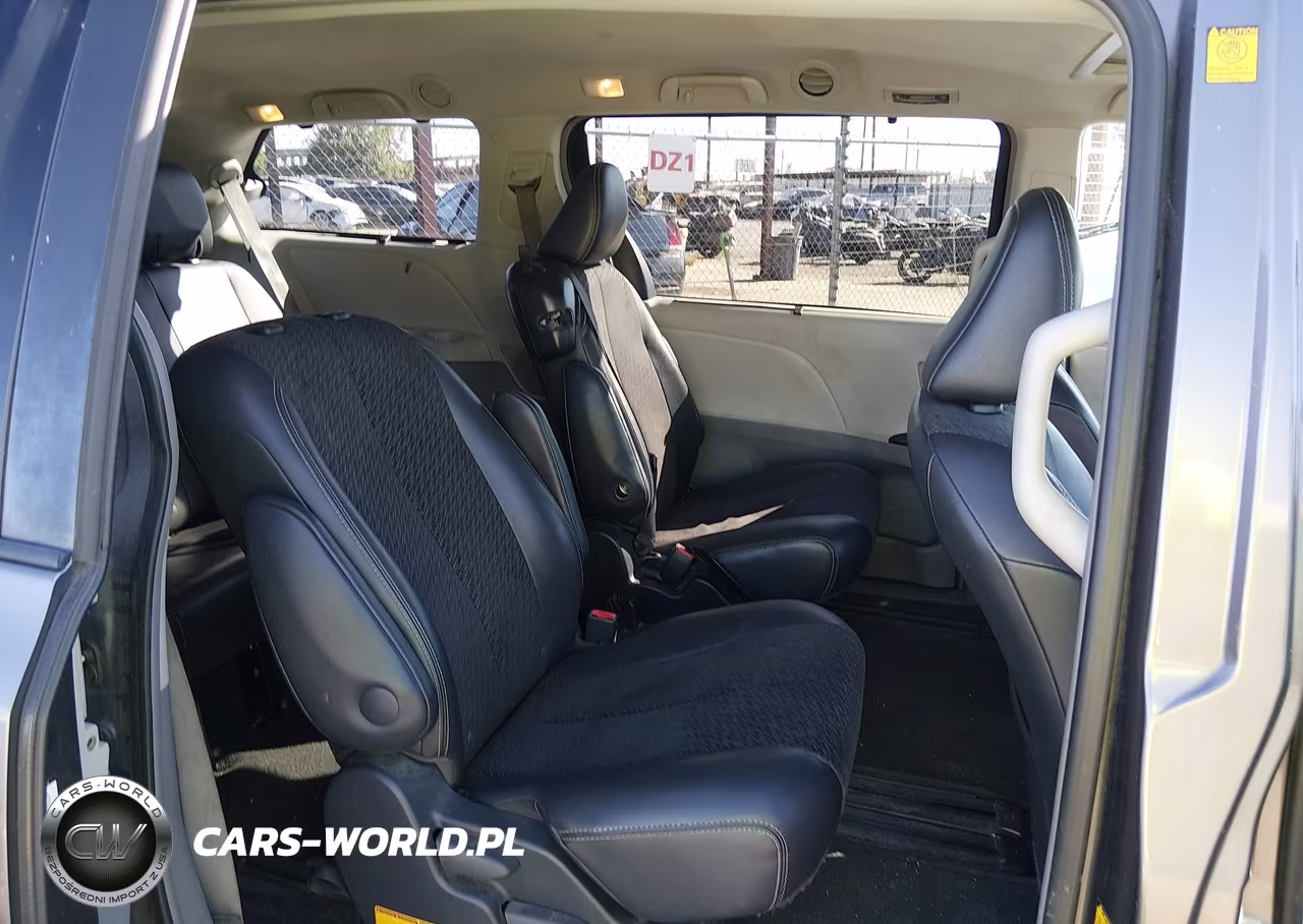 2011 Toyota Sienna Se VIN:5TDXK3DC9BS035618 - 8