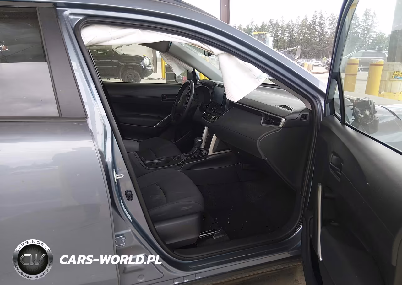 2022 Toyota Corolla Cross Le VIN:7MUBAABG9NV036446 - 5