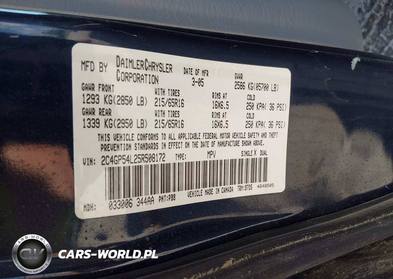 2005 Chrysler Town & Country Touring VIN:2C4GP54L25R508172 - 9