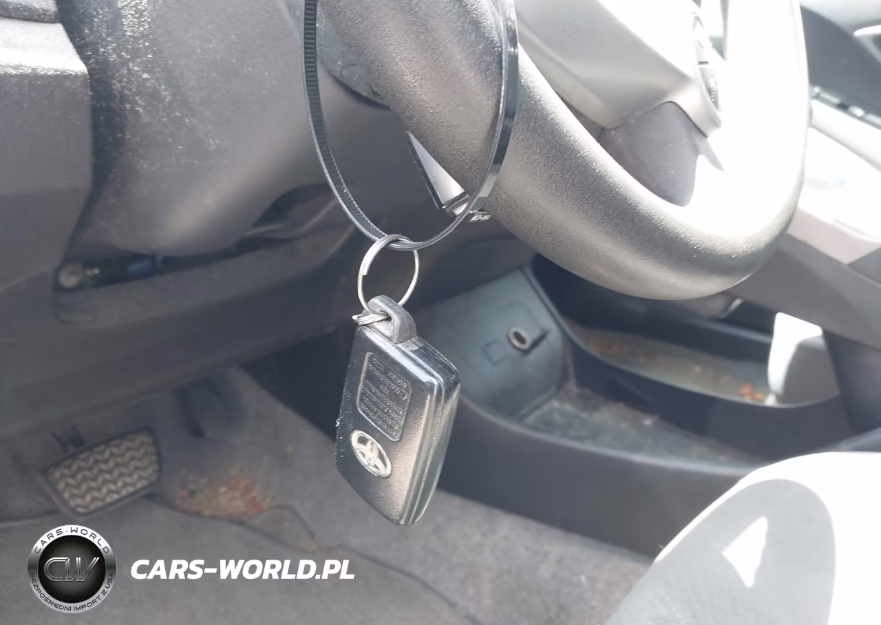 2012 Toyota Prius Three VIN:JTDKN3DU3C1483085 - 11