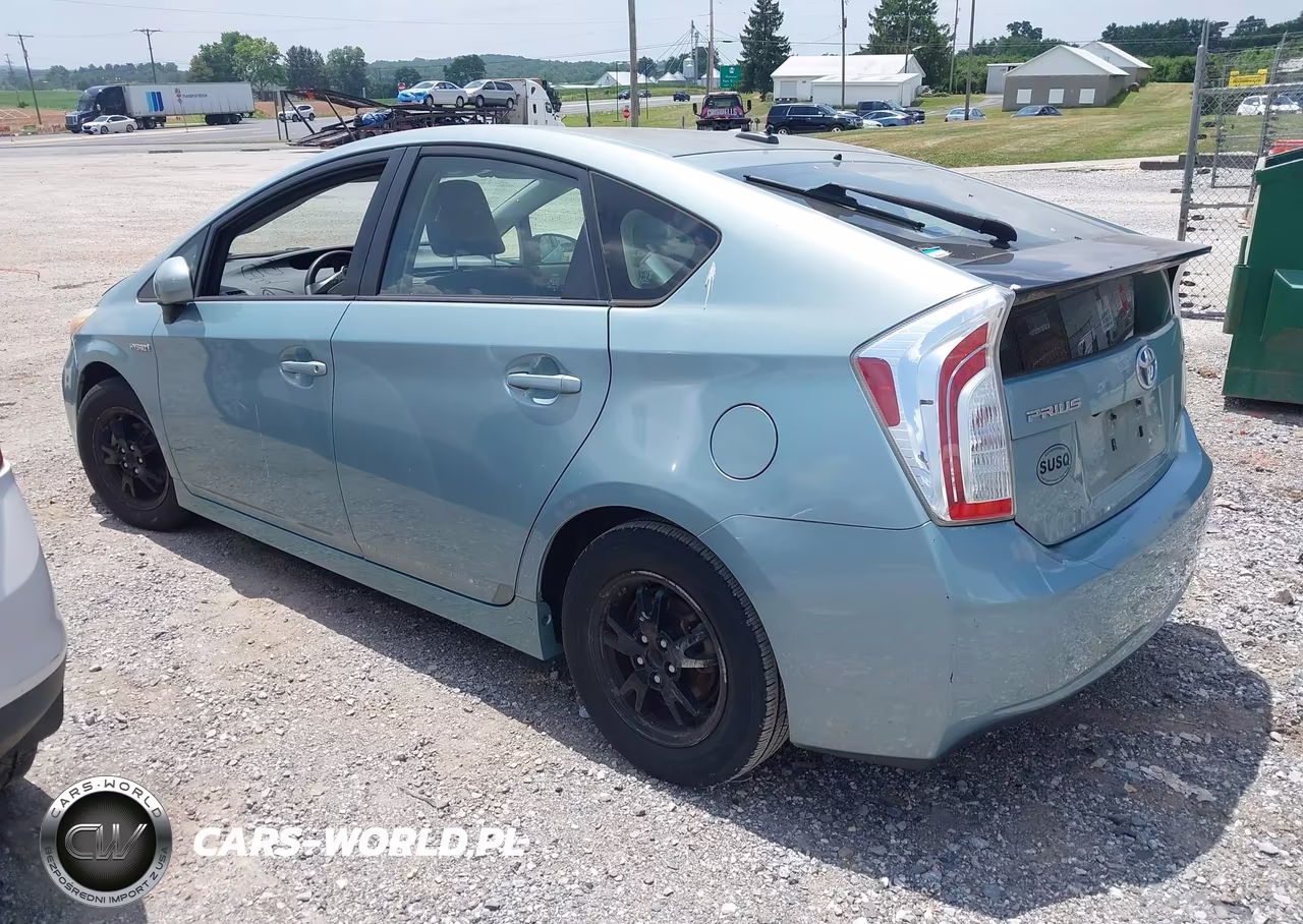 2012 Toyota Prius Three VIN:JTDKN3DU3C1483085 - 3