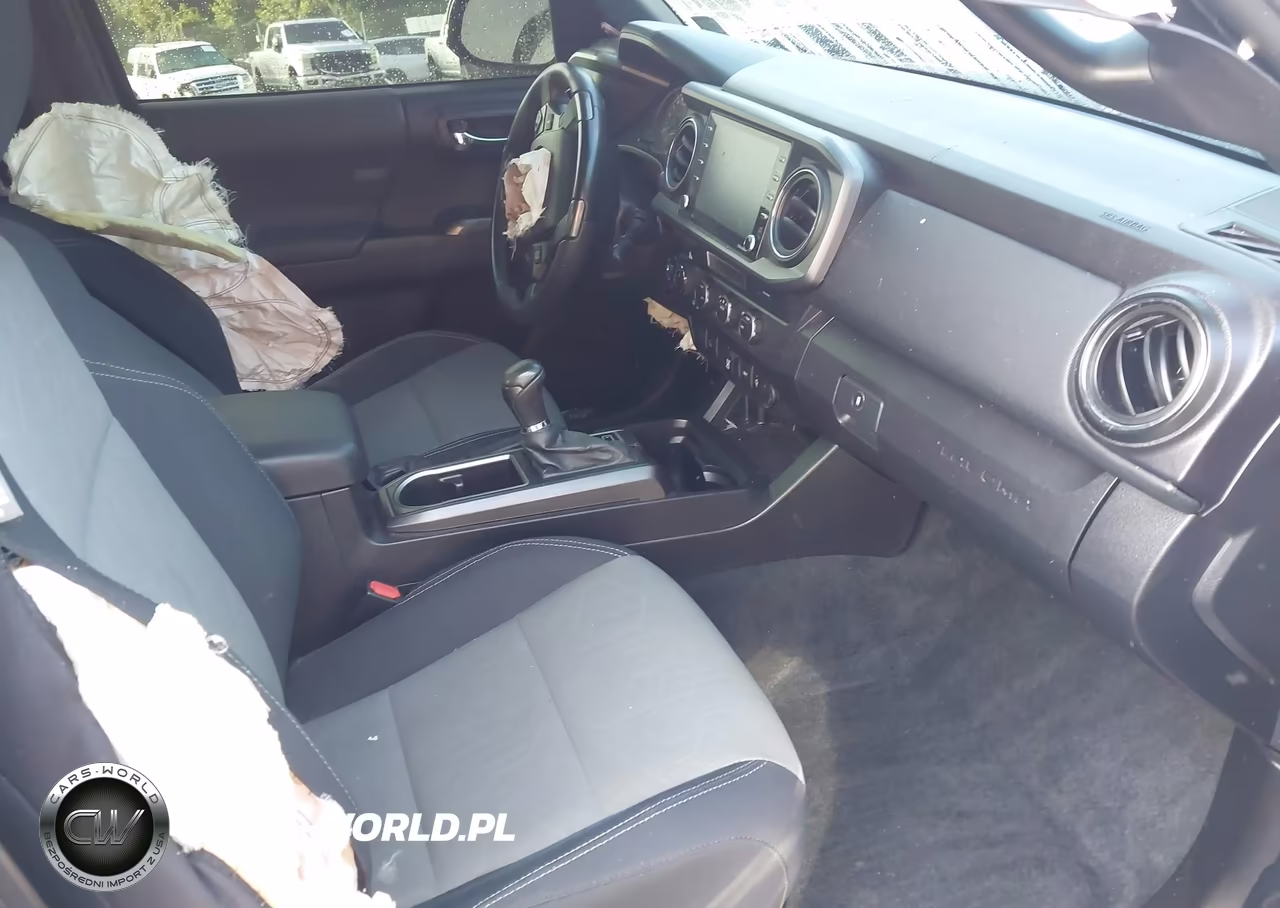 2021 Toyota Tacoma Trd Sport VIN:3TYCZ5AN7MT035670 - 5