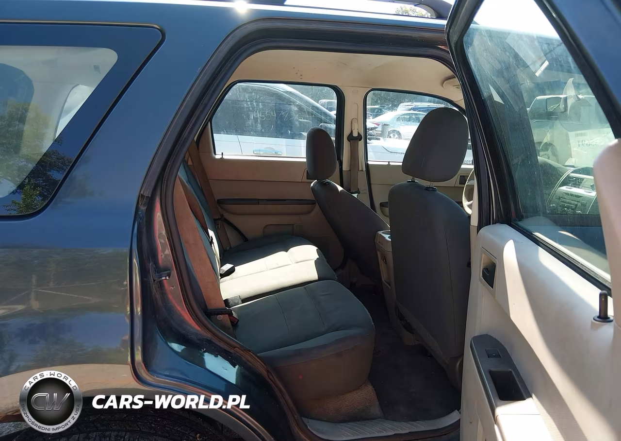 2008 Ford Escape Xls-Xls Manual VIN:1FMCU02Z48KE48220 - 8