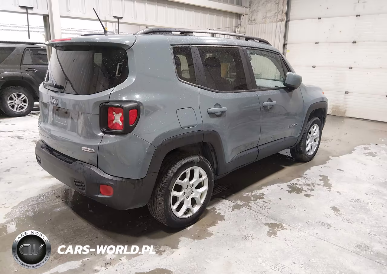 2017 Jeep Renegade Latitude VIN:ZACCJBBB5HPG02726 - 4
