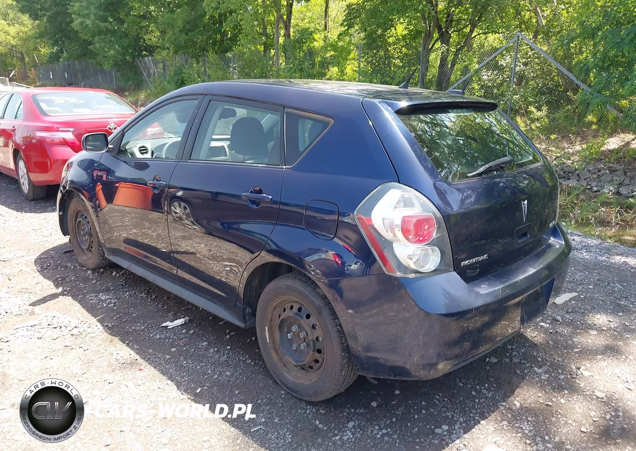 2010 Pontiac Vibe VIN:5Y2SL6E84AZ401792 - 3