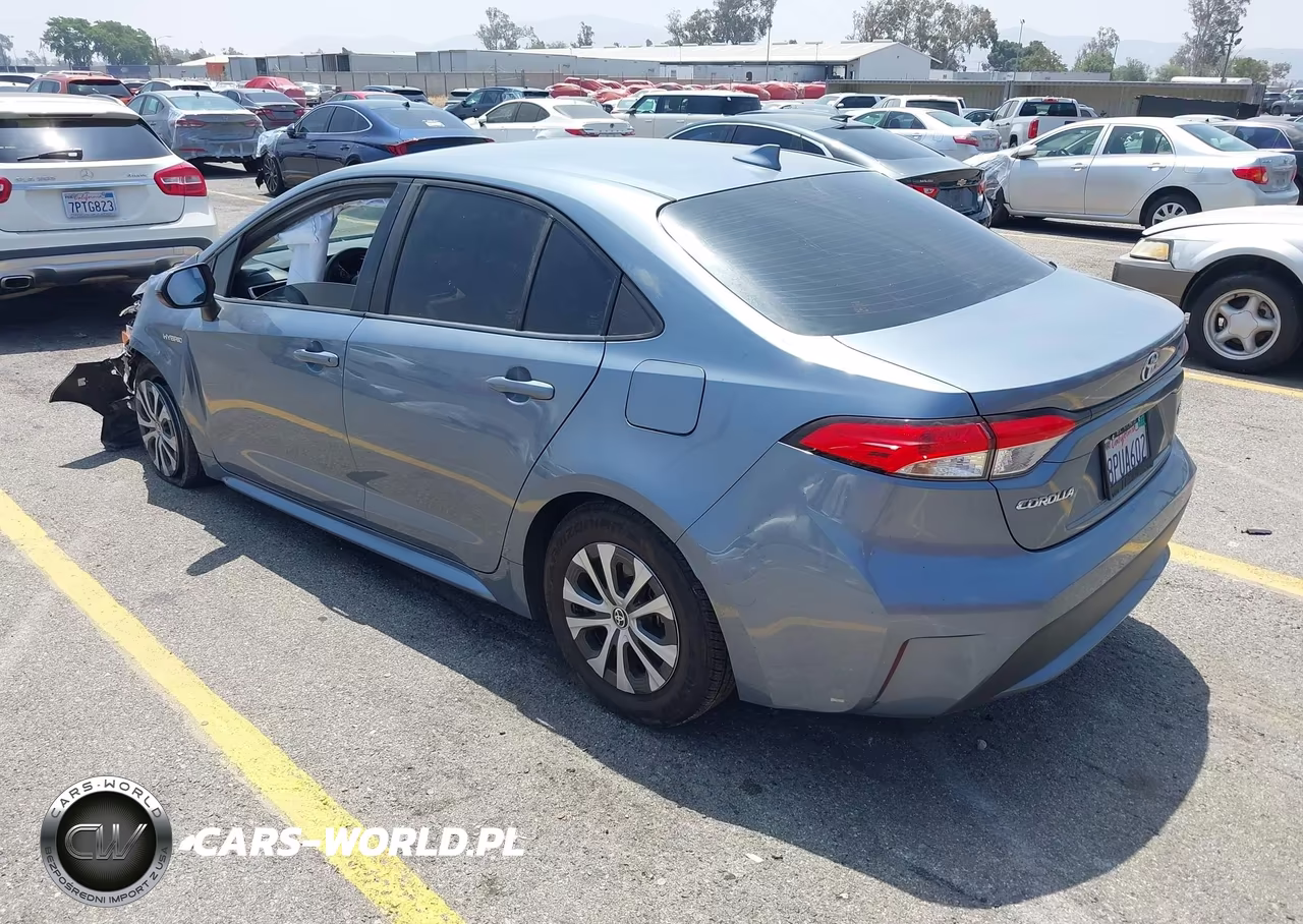 2020 Toyota Corolla Hybrid Le VIN:JTDEBRBE9LJ028858 - 3