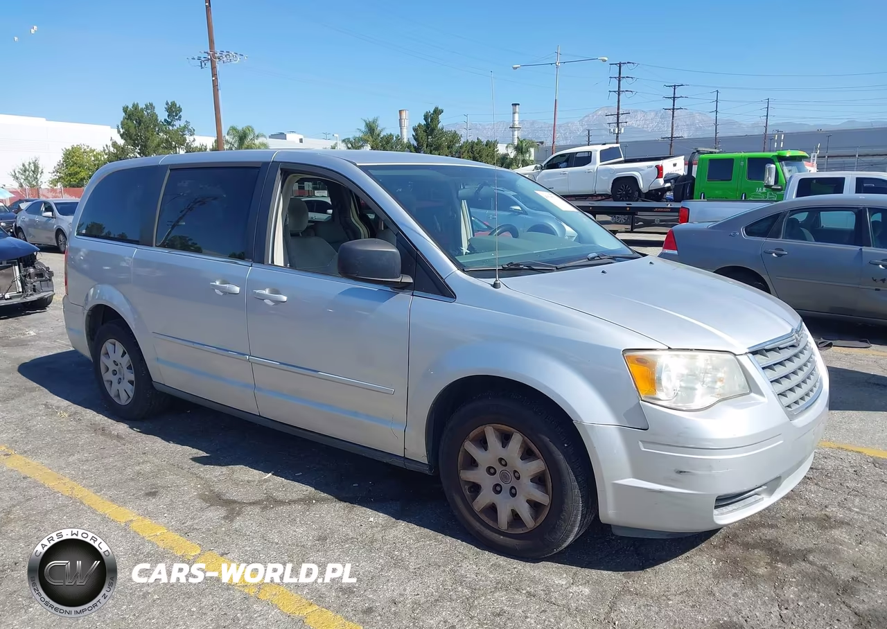2009 Chrysler Town & Country Lx