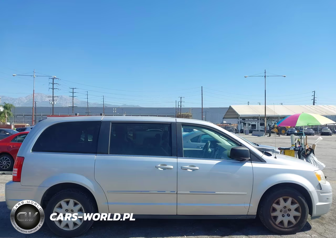 2009 Chrysler Town & Country Lx VIN:2A8HR44E19R573488 - 12