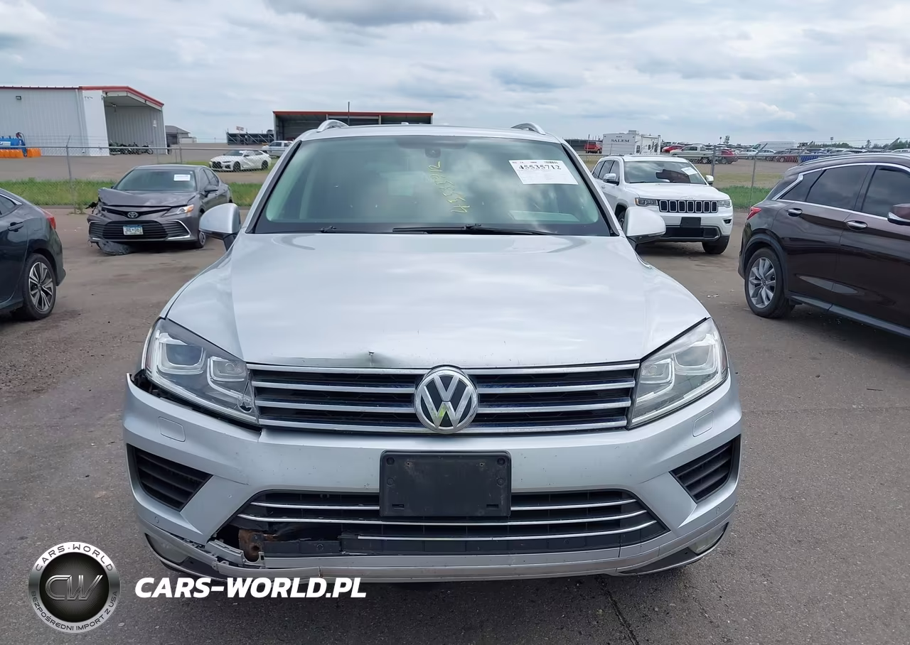 2015 Volkswagen Touareg Tdi Lux VIN:WVGEP9BP5FD002114 - 12
