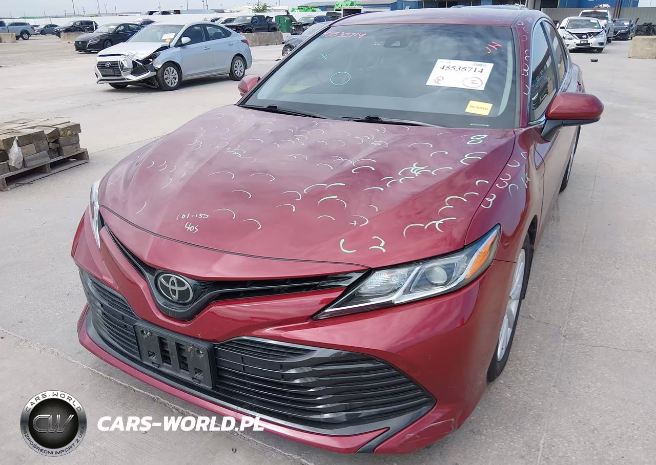 2018 Toyota Camry Le VIN:4T1B11HK2JU605838 - 6