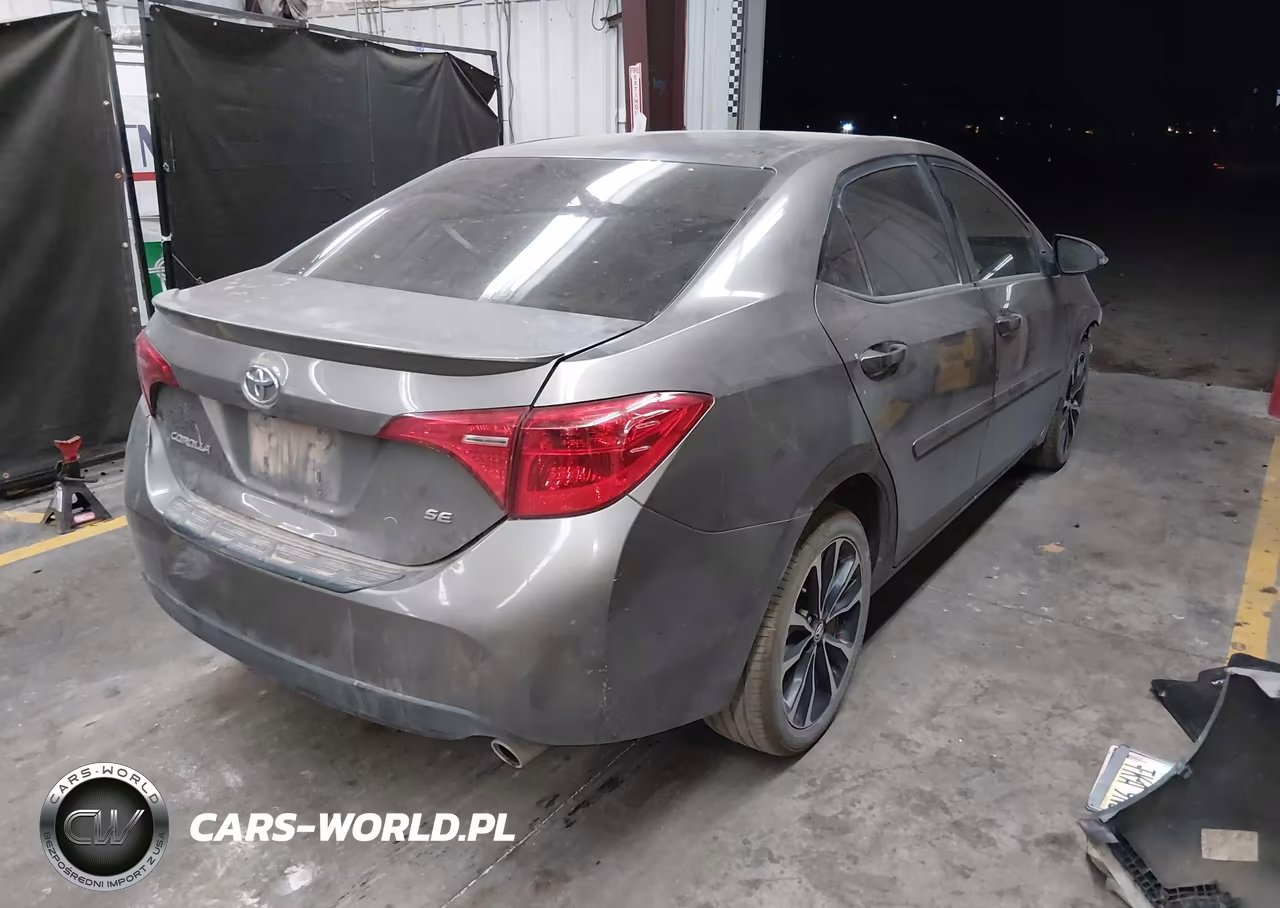 2017 Toyota Corolla Se VIN:2T1BURHE5HC895794 - 4
