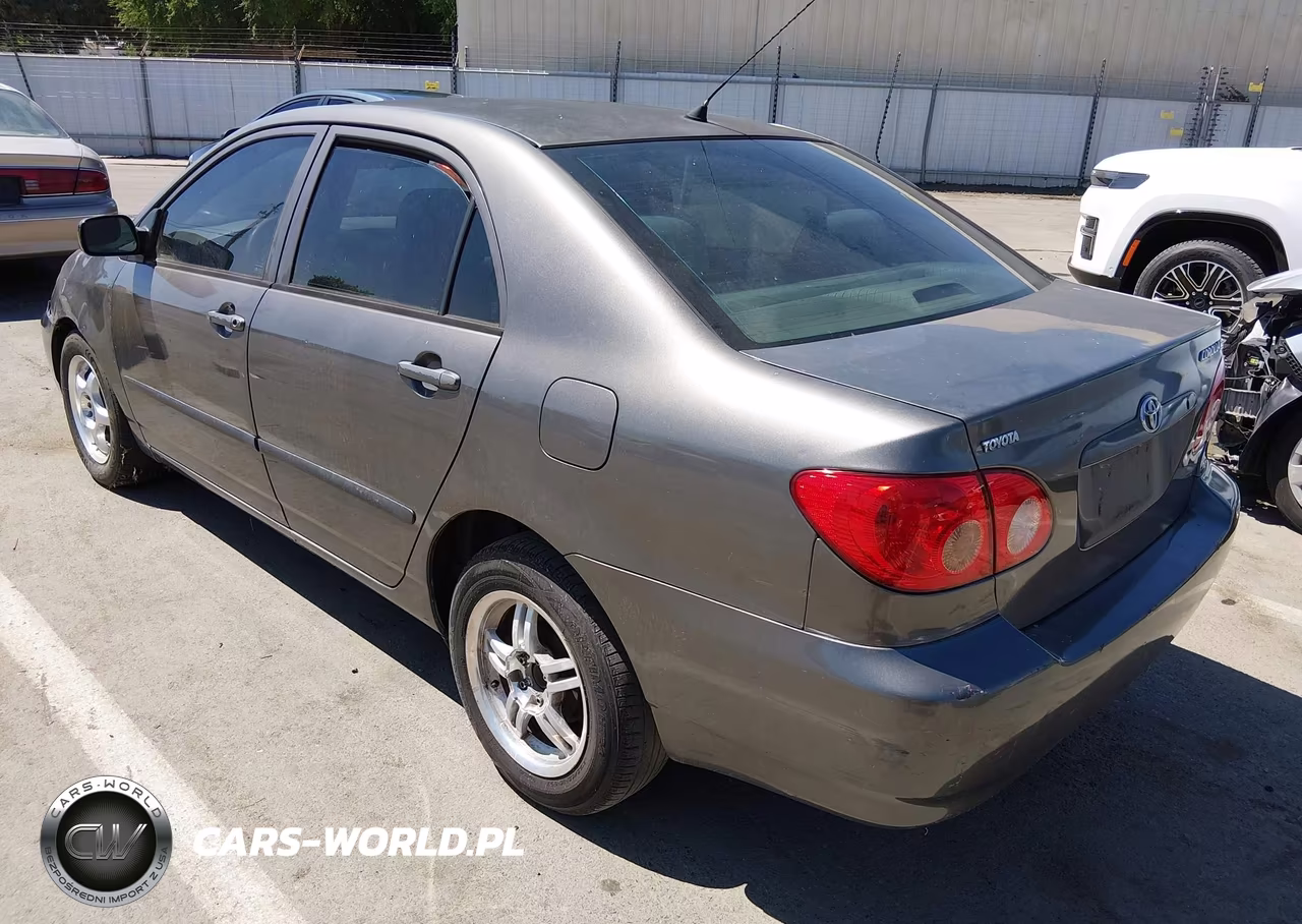 2007 Toyota Corolla Ce VIN:1NXBR32E47Z884774 - 3