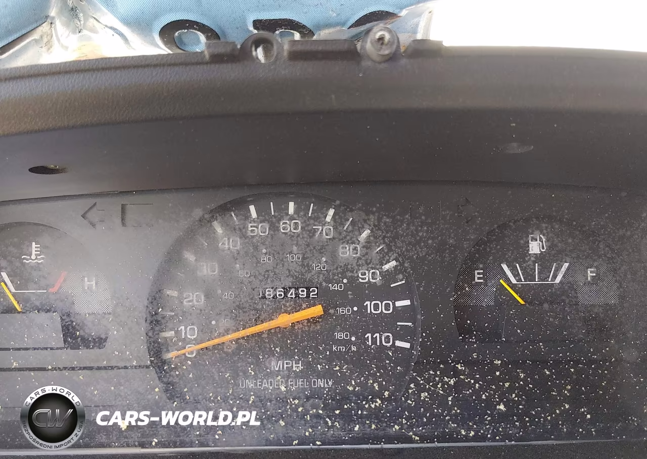 1993 Toyota Pickup 1-2 Ton Short Whlbase Stb VIN:4TARN81A1PZ073863 - 7