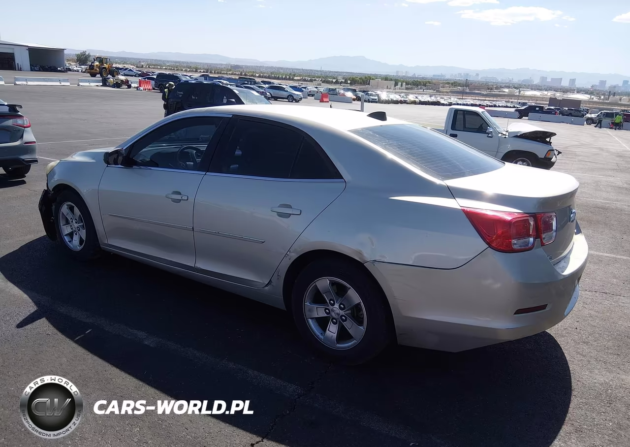 2014 Chevrolet Malibu 1Ls VIN:1G11B5SL9EF270151 - 3