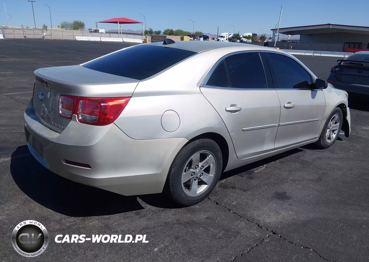 2014 Chevrolet Malibu 1Ls VIN:1G11B5SL9EF270151 - 4