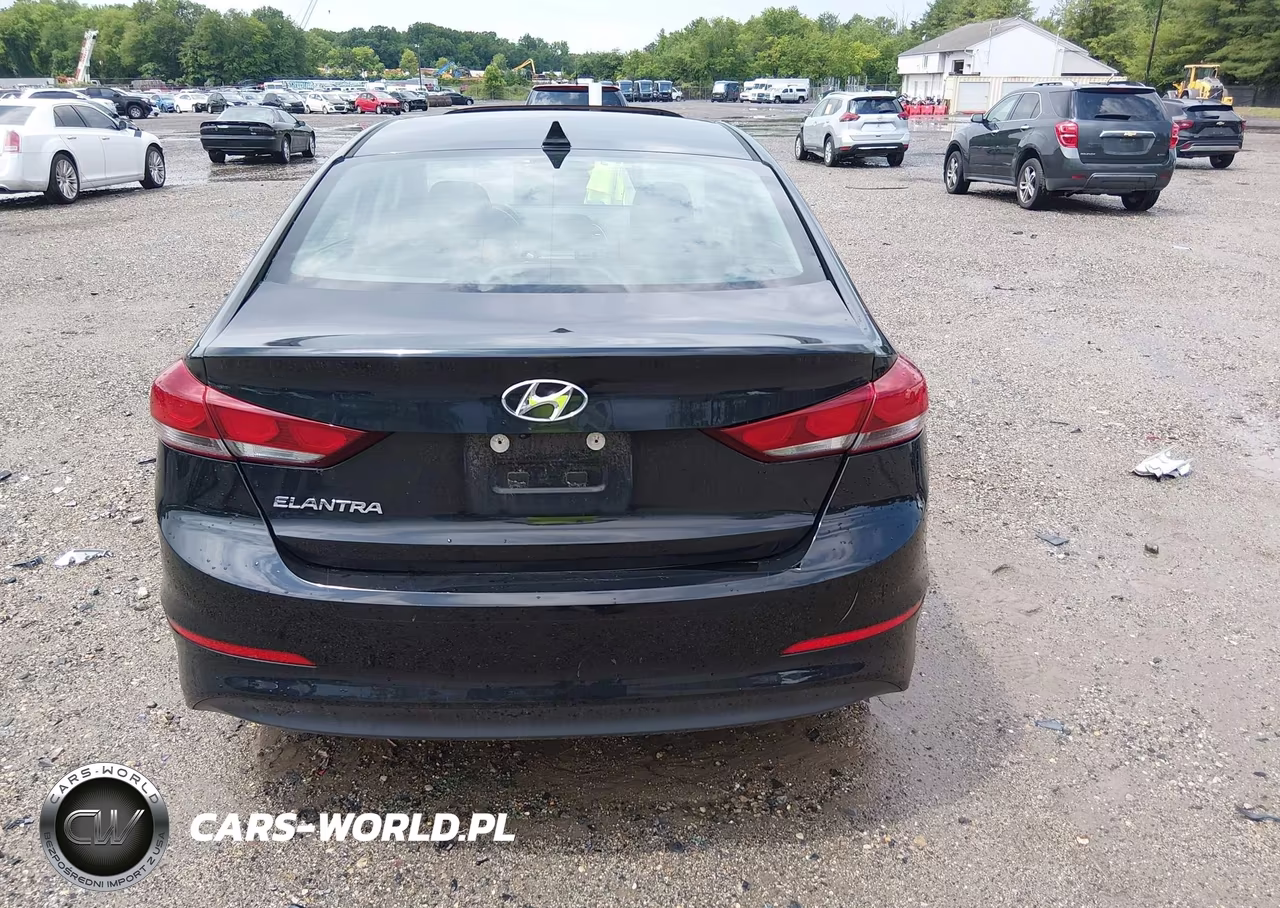 2018 Hyundai Elantra Value Edition VIN:5NPD84LF3JH362457 - 16