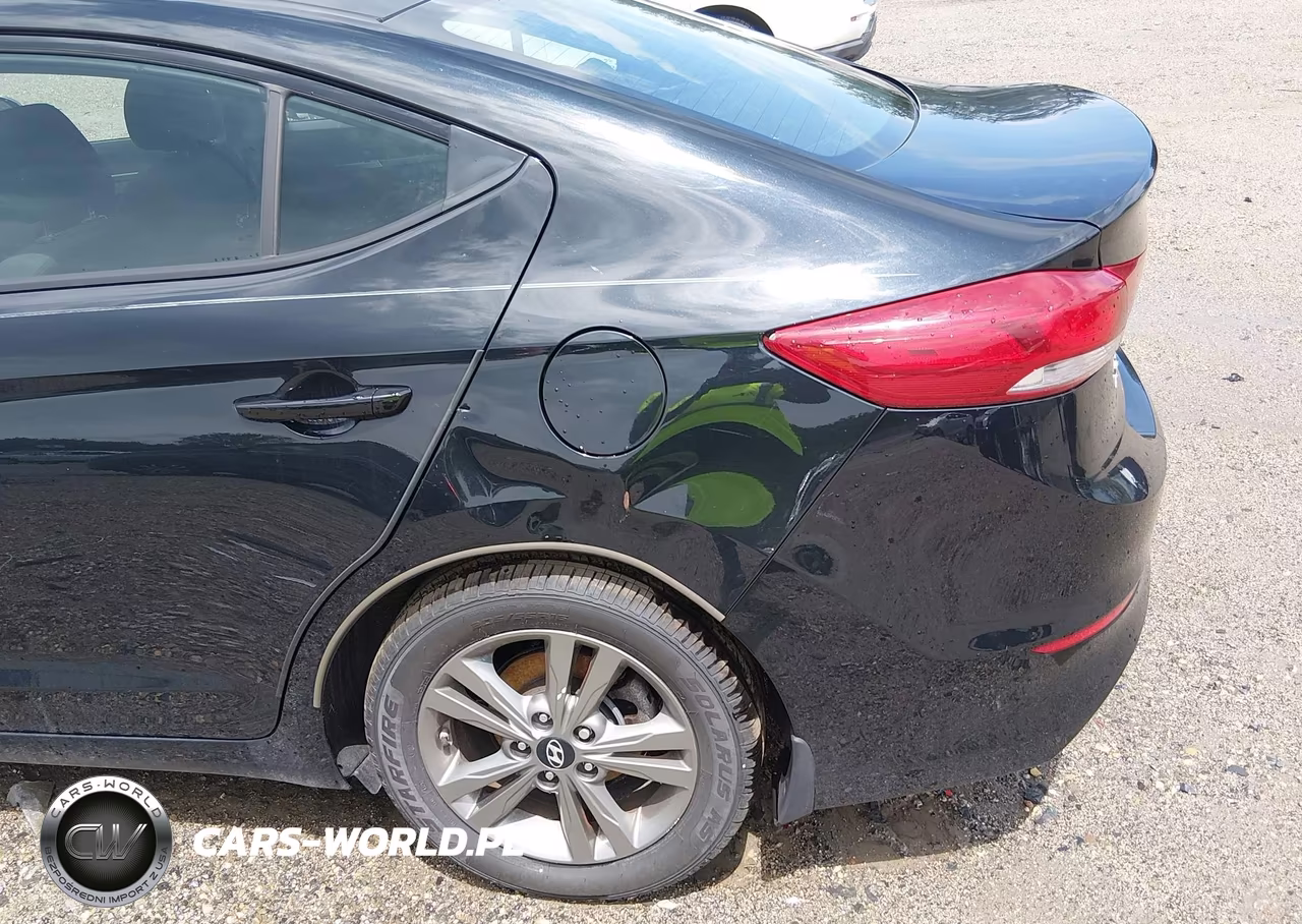 2018 Hyundai Elantra Value Edition VIN:5NPD84LF3JH362457 - 6