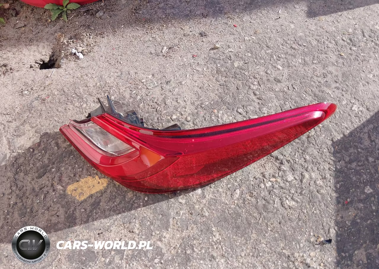 2025 Toyota Camry Le VIN:4T1DAACK7SU169649 - 12