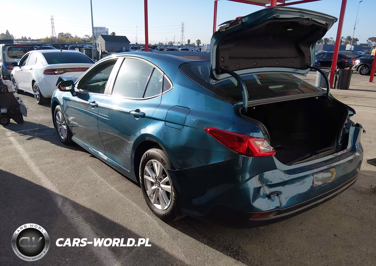 2025 Toyota Camry Le VIN:4T1DAACK7SU169649 - 3