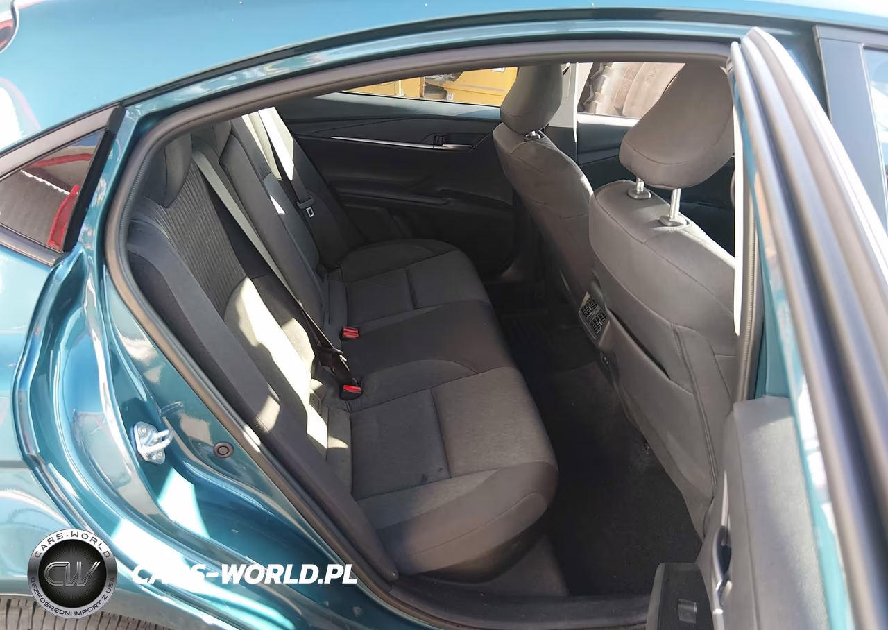 2025 Toyota Camry Le VIN:4T1DAACK7SU169649 - 8