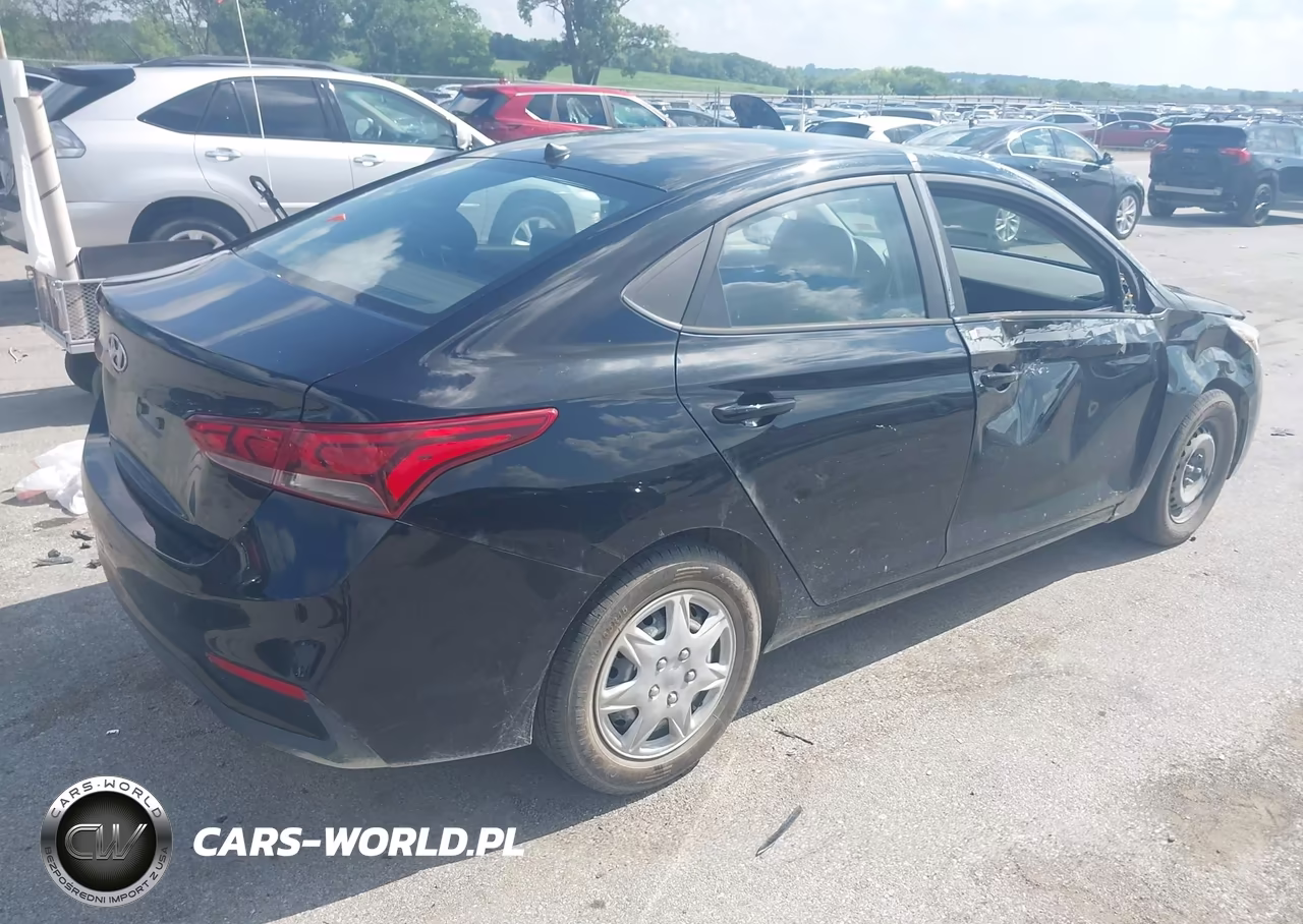 2018 Hyundai Accent Se VIN:3KPC24A37JE027003 - 4