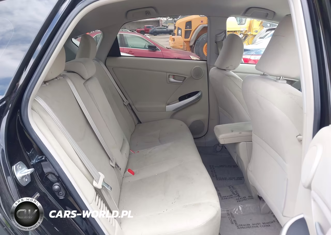 2011 Toyota Prius Three VIN:JTDKN3DU3B0306816 - 8