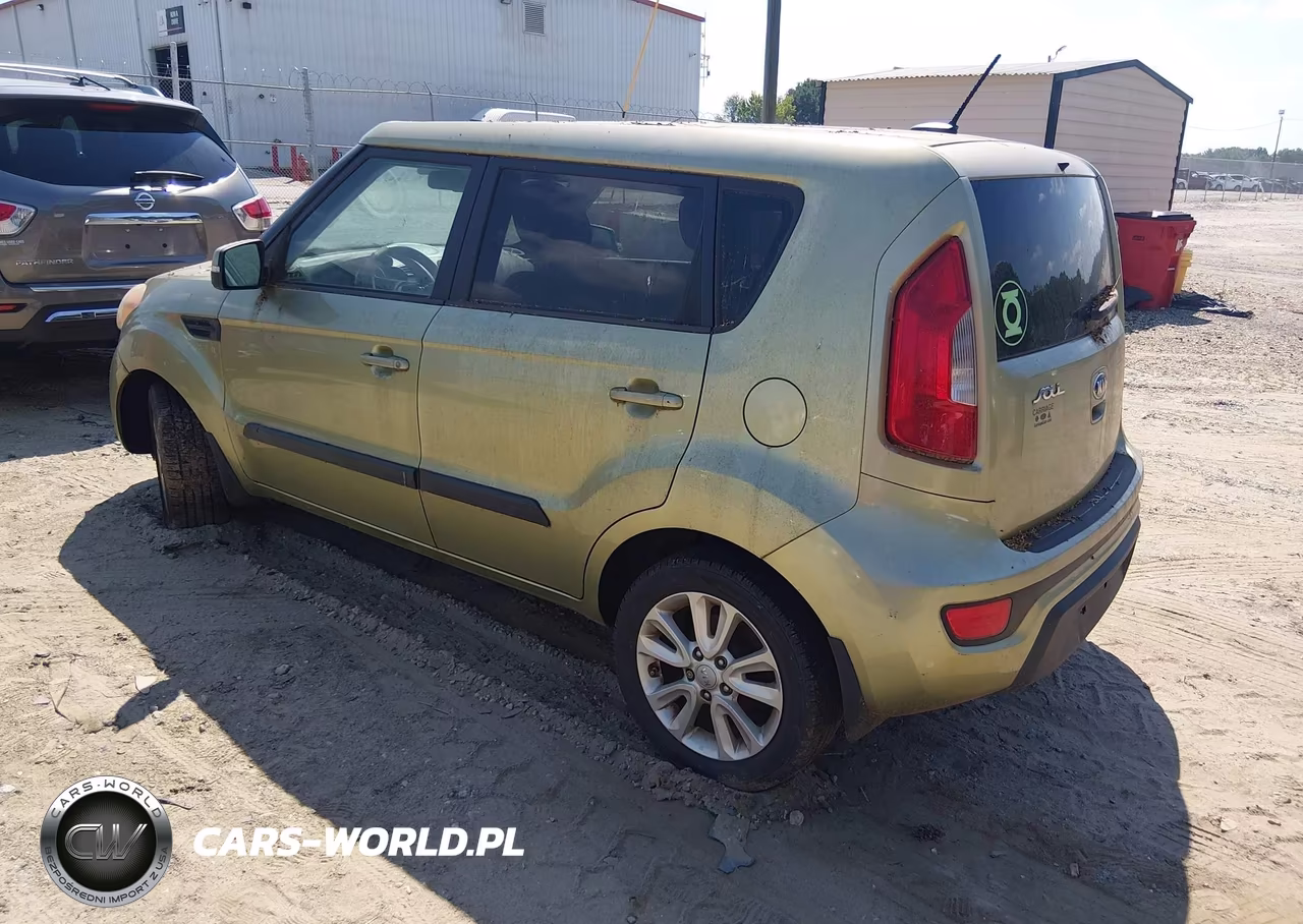 2013 Kia Soul + VIN:KNDJT2A61D7482159 - 3