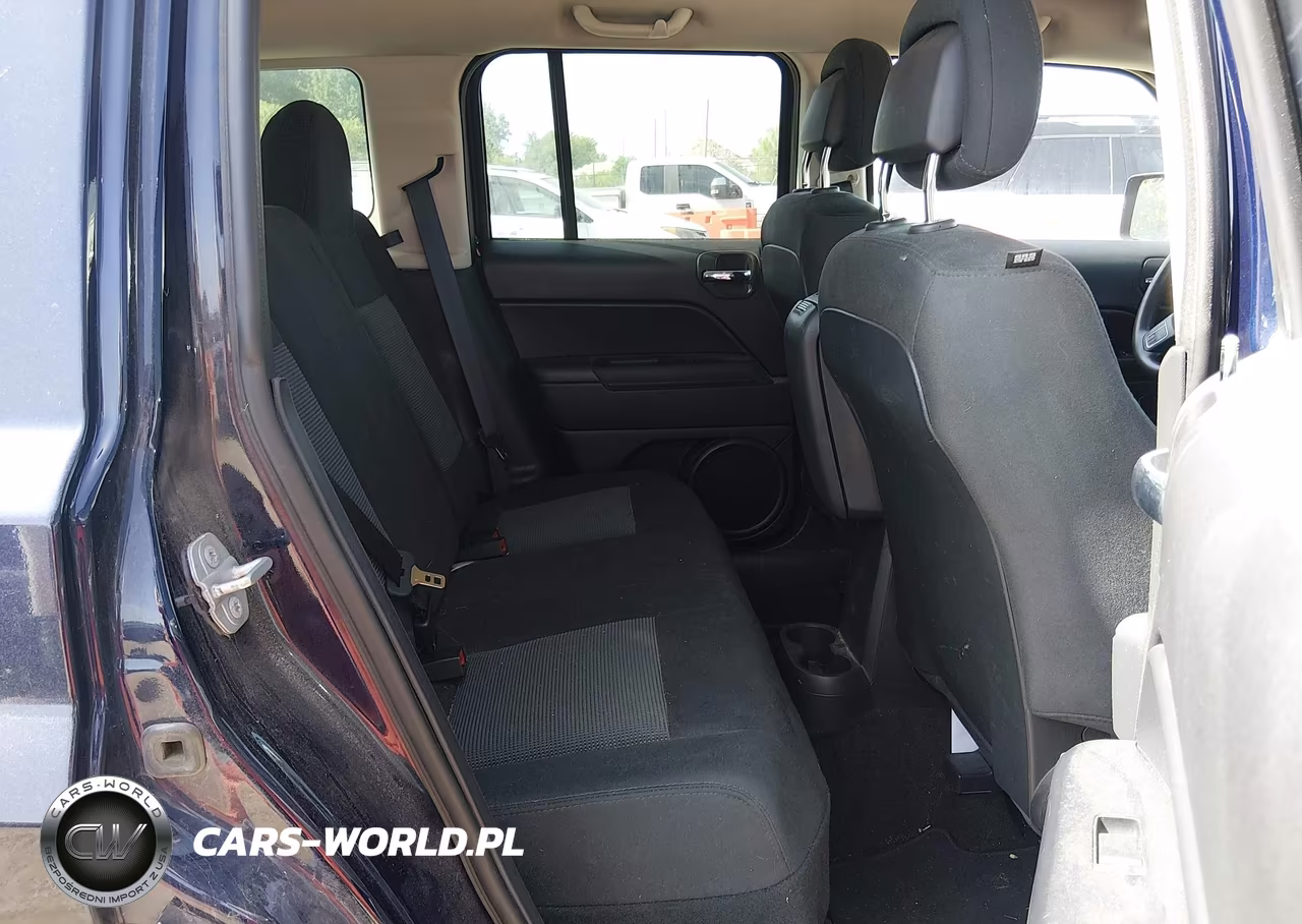 2015 Jeep Patriot Sport VIN:1C4NJRBB5FD366768 - 8
